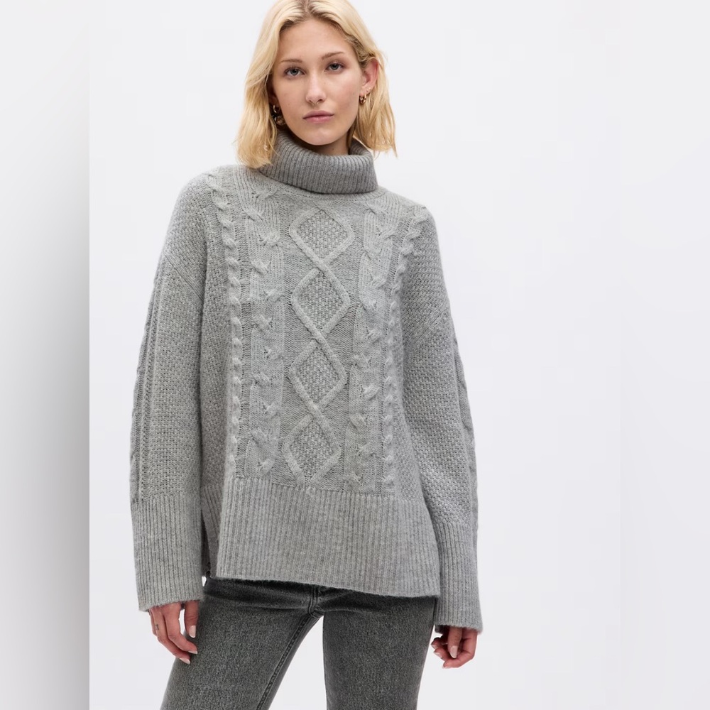 GAP 24/7 Split-Hem Cable-Knit Sweater Oversized - HOST PICK X 2